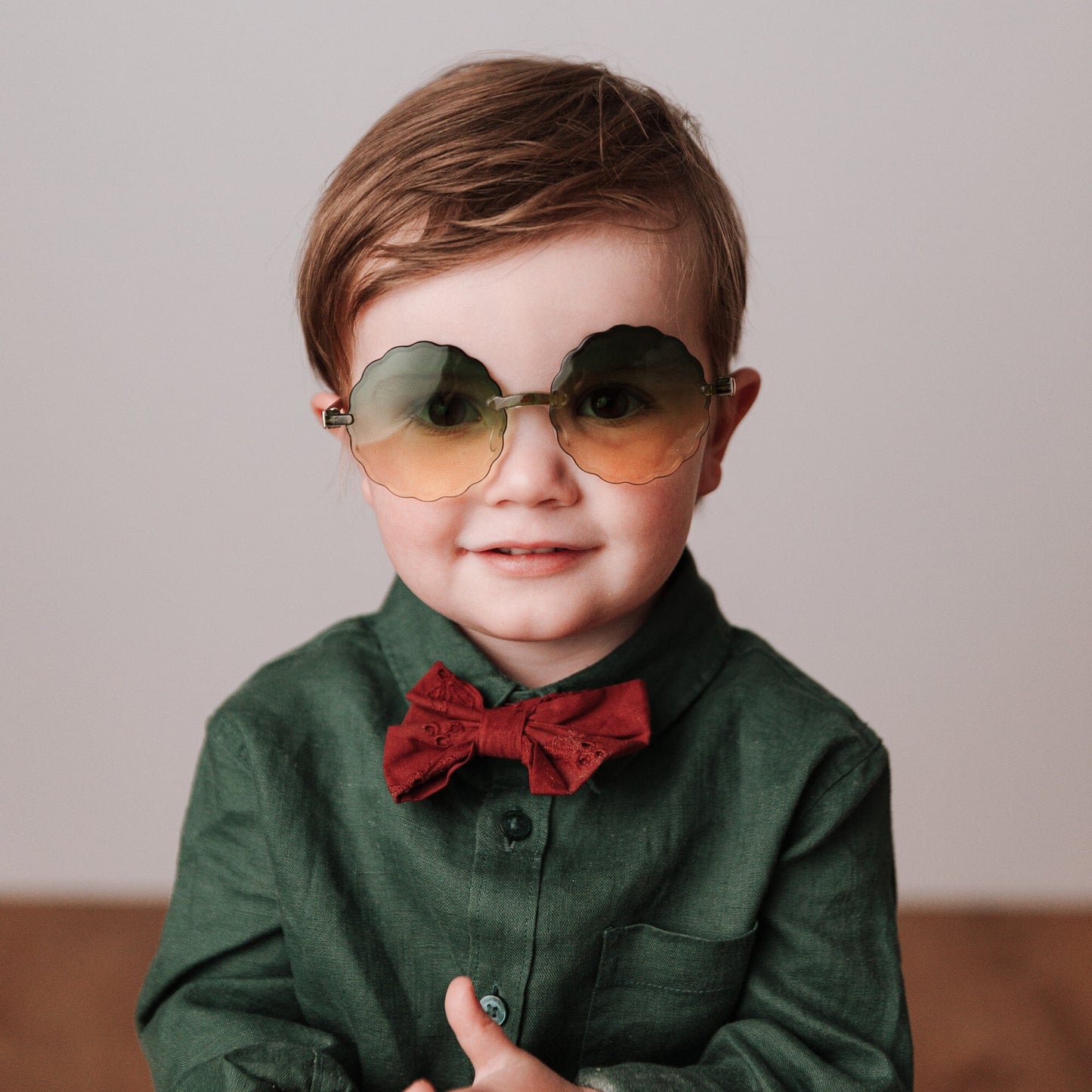 Scallop Sunglasses (Brown)